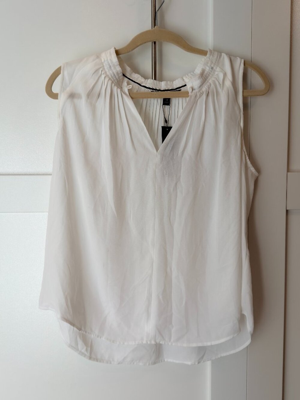 Banana Republic Sheer white tank NWT